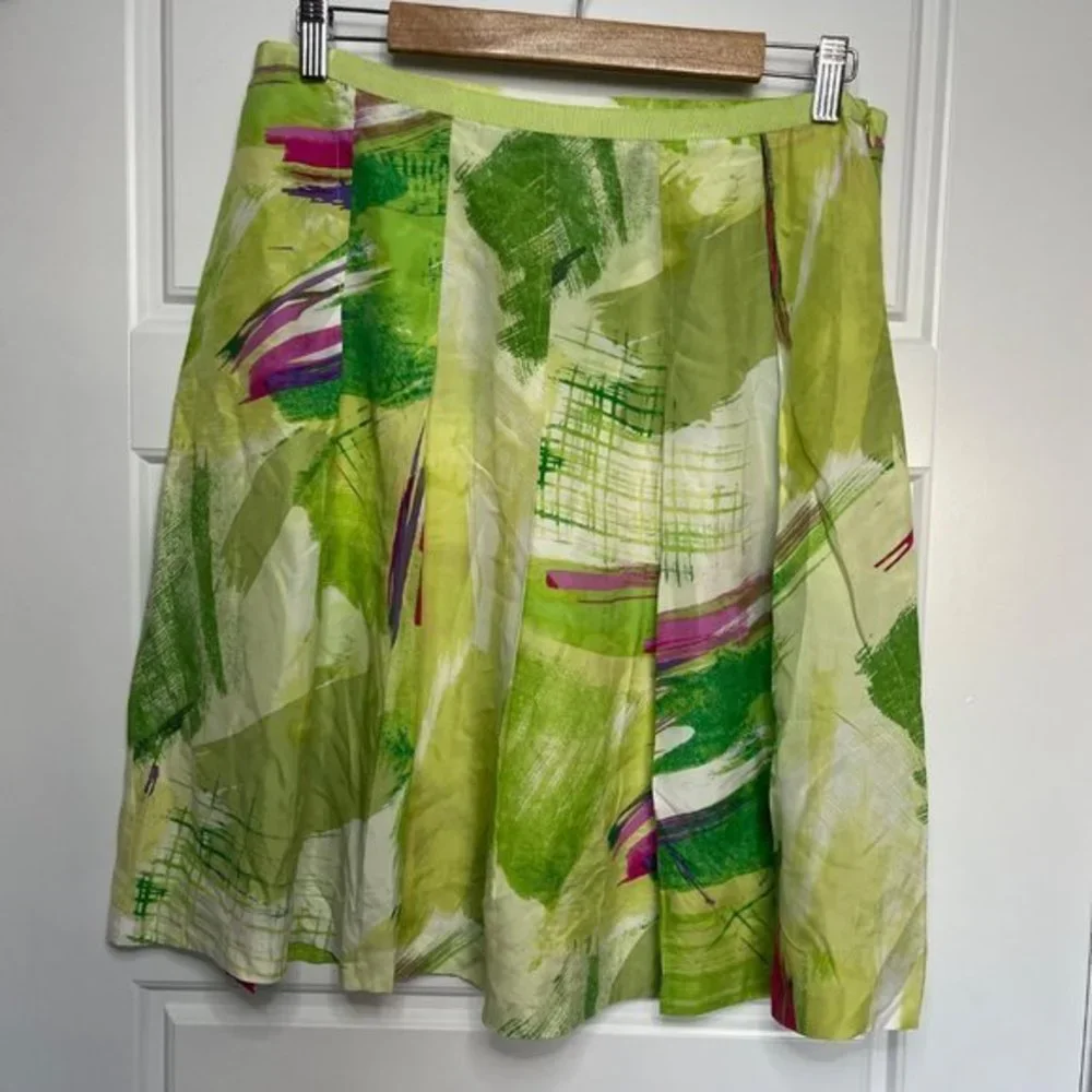 Melrose Women's Green, Pink 100% Silk Unlined Lightweight Pleated‎ Skirt Size 10